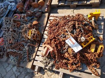 SUCATA DE COMPACTADORES DE SOLO, GRAMPO DE ALÚMINIO, TALHA, BALANCINHO, ROLDANAS, BICICLETA TESMEC BIQ 030 2011 E GANCHOS PARA CABO TIFOR. (Ref.: SC)