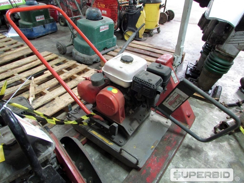 02 PLACAS VIBRATÓRIAS Á GASOLINA, CAP.: 80 KG (Ref.: FDF)