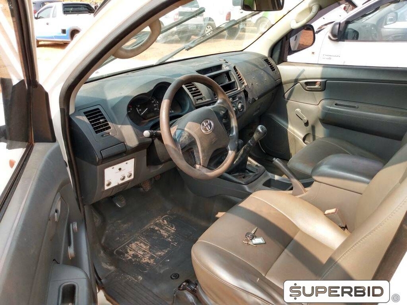 TOYOTA HILUX CS 4X4 CHASSI 3.0, 2015/2015, Placa FINAL 1 (SP), (Ref.: TAR)