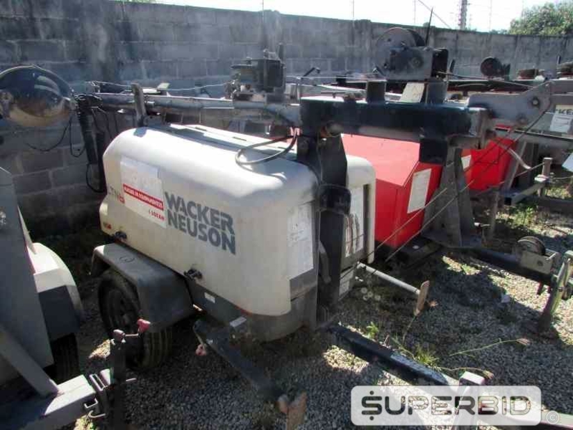 02 TORRES DE ILUMINAÇÃO Á DIESEL WACKER NEUSON LT4L, POT.: 4-6 KW. (Ref.: JEN)