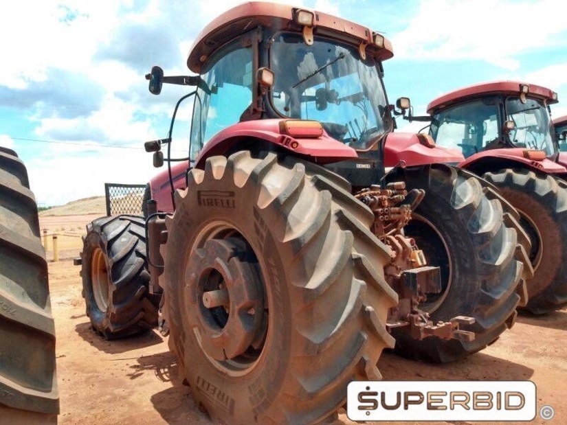 TRATOR DE PNEUS CASE IH PUMA 205 4X4, ANO: 2013, SÉRIE: PB18C400499 (Ref: 1300)