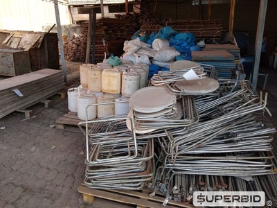 CARRINHOS DE MÃO, BARRACAS DE LONA, MOVEIS EM GERAL E CAIXAS D'ÁGUA. (Ref.: SP)