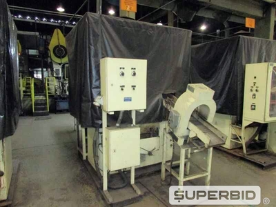 MÁQUINA DETECTORA DE TRINCA SERVEND BGA60C, ANO 1983, SÉRIE.: 1090, CAP.: 7 SEG/CICLO (Ref.: 752-12242)