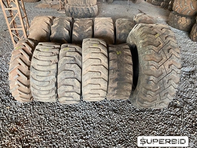06 PNEUS 12.5/80-18, 03 PNEUS 12-16,5, 01 PNEU 8.00-18, 01 PNEU 15-22,5 E 01 PNEU 10,5-16