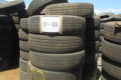 20 SUCATAS DE PNEUS 295/80 PARA REAPROVEITAMENTO (Ref.: D-02)