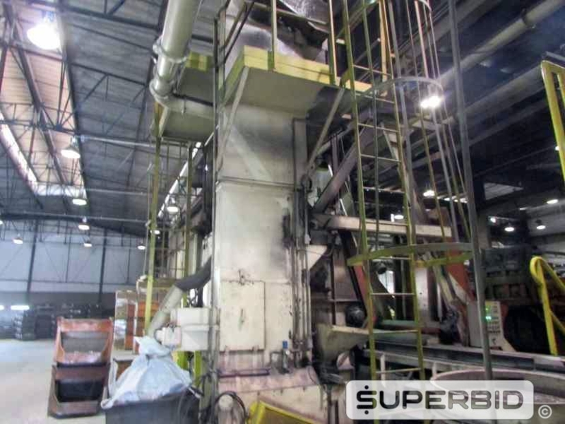 LINHA DE PRODUÇÃO JATEAMENTO COM 3 JATOS GRANALHA, ESTEIRA E CARRO CARREGADOR (Ref.: Linha Produção)