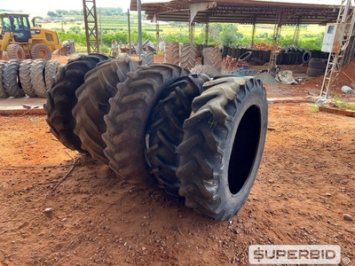 03 PNEUS 14/9-24, 01 PNEU 12/4-24, 01 PNEU 12/4-28