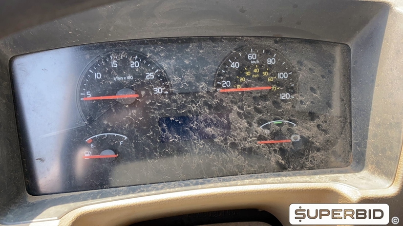 CAMINHÃO BASCULANTE VOLVO VM 330 6X4R, 2013/2013, Placa FINAL 2 (RJ), (Ref.: ICD)