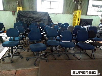 30 CADEIRAS ESTOFADAS PARA ESCRITÓRIO. (Ref.: WMHY_UM11)