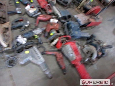 SUCATA DE DEMOLIDOR, ESMIRILHADEIRA, FURADEIRA, MARTELETES E OUTROS (APROX.: 31 PÇS) (Ref.: PAY)