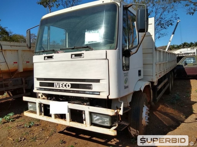 CAMINHÃO GRADE BAIXA IVECO EUROCARGO 230E24, 2011/2012, Placa FINAL 7 (MG), (Ref.: SAB)