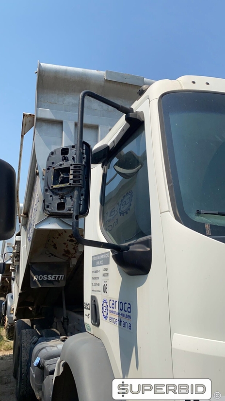 CAMINHÃO BASCULANTE  VOLVO VM 330 6X4R, 2012/2012, Placa FINAL 7 (RJ),  (Ref.: IBQ)