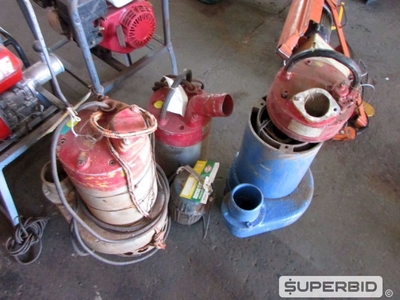 02 MOTORES DE ACIONAMENTO Á GASOLINA 5CV , 04 BOMBAS SUBMERSÍVEL, 01 BOMBA CENTRÍFUGA Á GASOLINA (Ref.: PBQ)