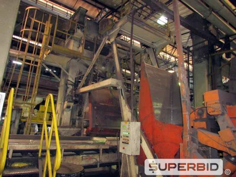 LINHA DE PRODUÇÃO JATEAMENTO COM 3 JATOS GRANALHA, ESTEIRA E CARRO CARREGADOR (Ref.: Linha Produção)