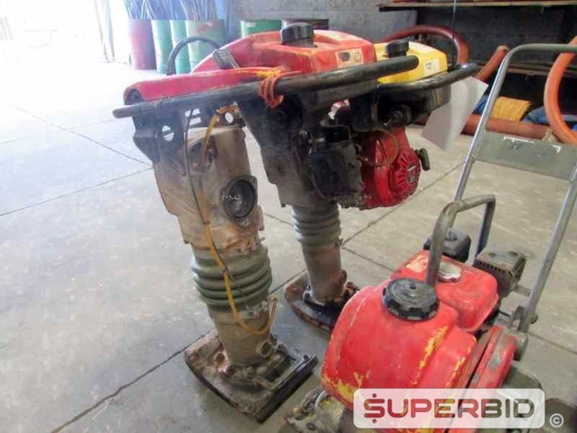 COMPACTADORES DE SOLO WACKER NEUSON, PALETEIRAS PALETRANS E PLACAS VIBRATÓRIAS WACKER NEUSON, (06 PÇ.) (Ref.: JAO)