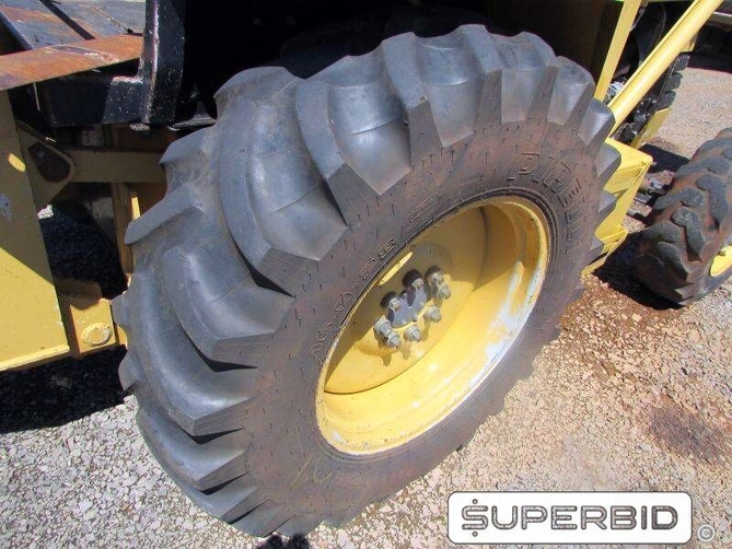 PÁ CARREGADEIRA MASSEY FERGUSSON MF 4X4, ANO: 2009, SÉRIE: 964P274259 (Ref: JA/1898)