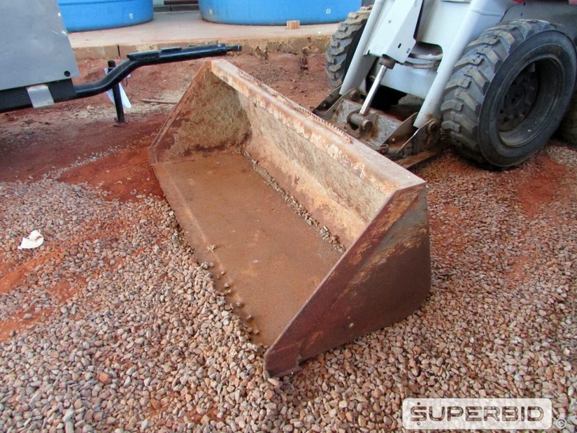 MINI CARREGADEIRA, CONCHA P/ MINI CARREGADEIRA E BOMBA CENTRÍFUGA (03 PÇS) (Ref.: FER)