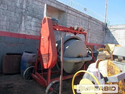 BETONEIRA ELÉTRICA CSM 600 LITROS. (Ref.: JAG)