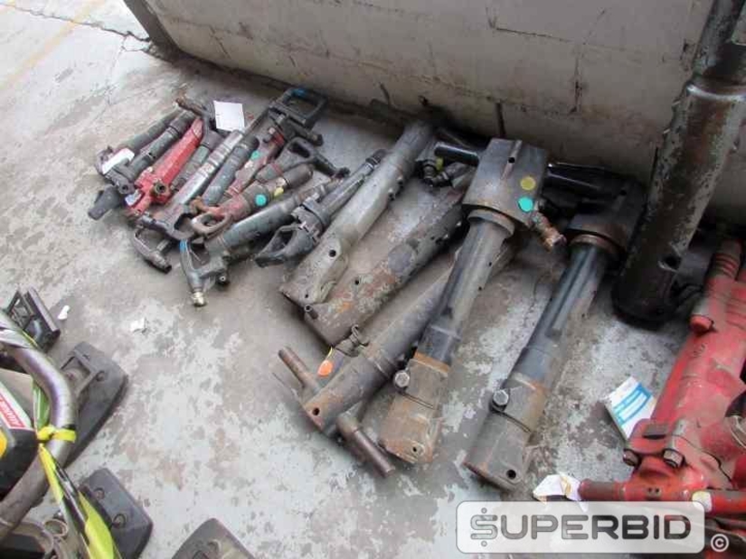 ROMPEDORES PNEUMÁTICOS, DIVERSAS MARCAS, (26 PÇ.) (Ref.: JDR)