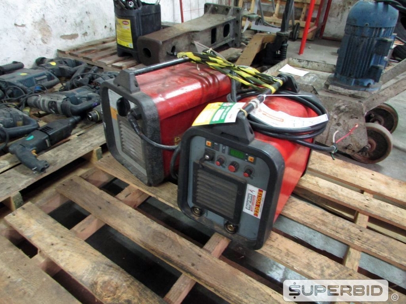 02 INVERSORES DE SOLDA 200A (Ref.: FDG)