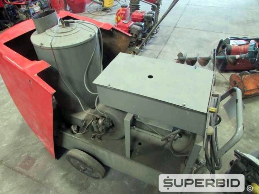 SUCATA DE LAVADORA DE ALTA PRESSÃO KARCH HD 5/12C, CAP.: 110-150 BAR E LAVADORA ÁGUA QUENTE KARCH HDS 12/15 (Ref.: JAM)