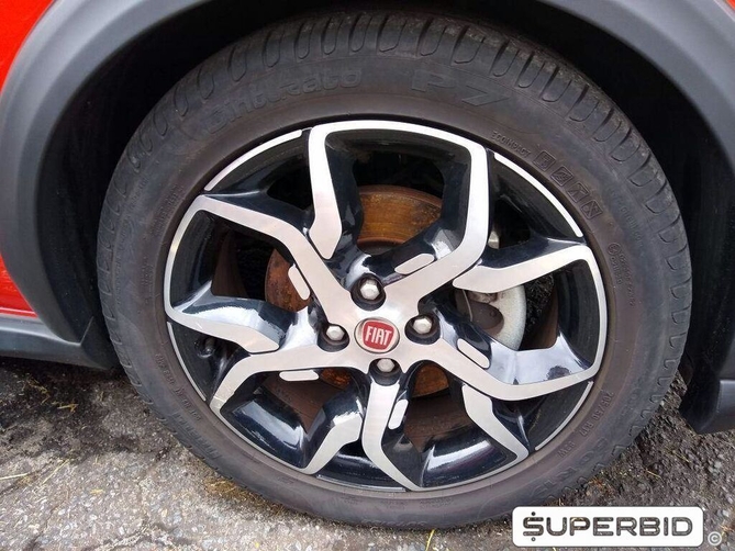 Fiat Argo Hgt 1.8, 2018/2019, Vermelho modena, 13.899 KM, Flex, Câmbio Automático, Roda de liga leve, Kit Tech + Kit Stile (Bancos em Couro), Câmera de ré, IPVA 2021 pago, Laudo cautelar aprovado.