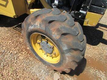 PÁ CARREGADEIRA MASSEY FERGUSSON MF 4X4, ANO: 2009, SÉRIE: 964P274259 (Ref: JA/1898)