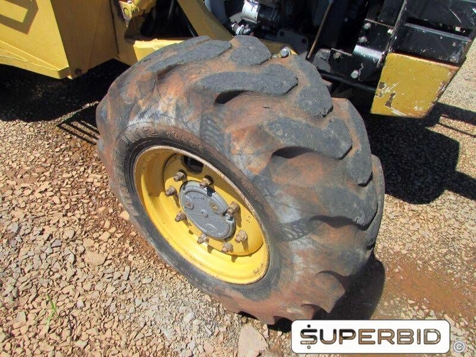 PÁ CARREGADEIRA MASSEY FERGUSSON MF 4X4, ANO: 2009, SÉRIE: 964P274259 (Ref: JA/1898)