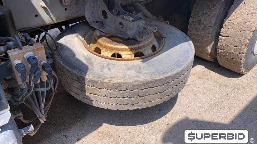 CAMINHÃO BASCULANTE VOLVO VM 330 6X4R, 2013/2013, Placa FINAL 2 (RJ), (Ref.: ICD)