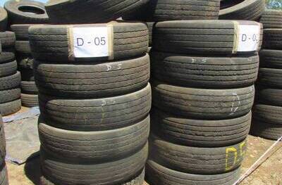 20 SUCATAS DE PNEUS 295/80 PARA REAPROVEITAMENTO (Ref.: D-05)