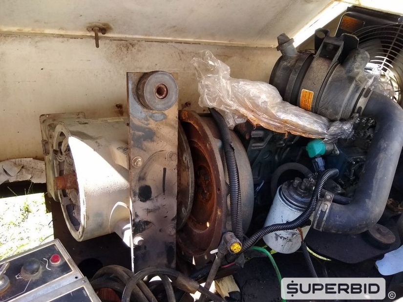 TORRE DE ILUMINAÇÃO REBOCÁVEL TEREX RL4000. (Ref.: SL)