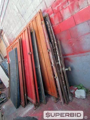 02 CONTAINERS DESMONTADOS EM AÇO PARA CANTEIRO DE OBRAS. (Ref.: JAC)