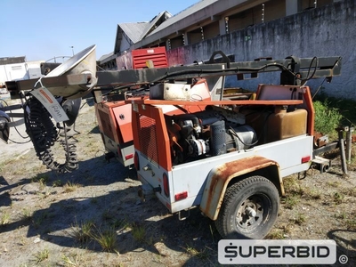 02 TORRES DE ILUMINAÇÃO, 02 BOMBAS CENTRIFUGAS E CARRETA DE TRANSPORTE (EMPLACADA) (Ref.: RAA)