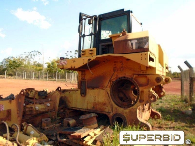 SUCATA DE TRATOR DE ESTEIRA CATERPILLAR D11, ANO: 2009, SÉRIE: CAT0D117HGEB00692 (Ref: TE 8023)