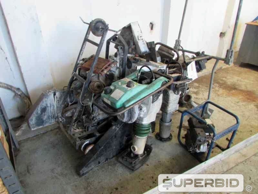 SUCATAS DE: COMPACTADORES DE SOLO WACKER NEUSON, MOTOR ACIONAMENTO 5CV, CORTADORAS DE PISO, PERFURATRIZ E OUTROS. (Ref.: JDI)