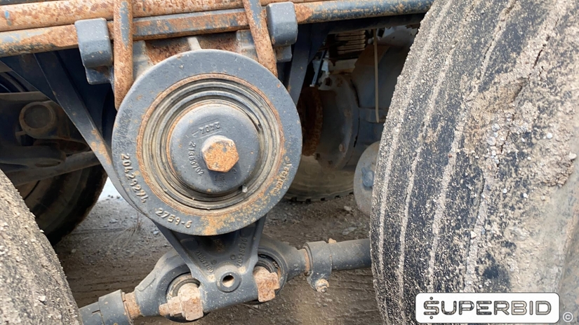 CAMINHÃO BASCULANTE VOLVO VM 330 6X4R, 2013/2013, Placa FINAL 6 (RJ), (Ref.: IBJ)