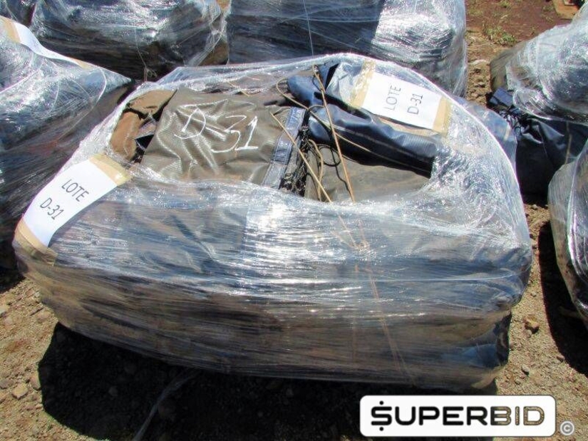 10 SUCATAS DE LONAS DE COBERTURA (Ref.: D-31)