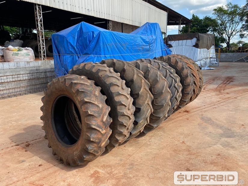 03 PNEUS 16/9-30, 01 PNEU 18/4-30, 03 PNEUS 13/6-38, 01 PNEU 18/4-36, 01 PNEU 14/9-26