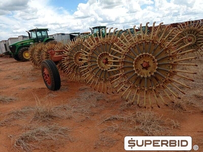 ENLEIRADOR DE RAIZES GIRASSOL PERFISA PP 704, ANO: 2008, SÉRIE: 106.ER (Ref.: 341)