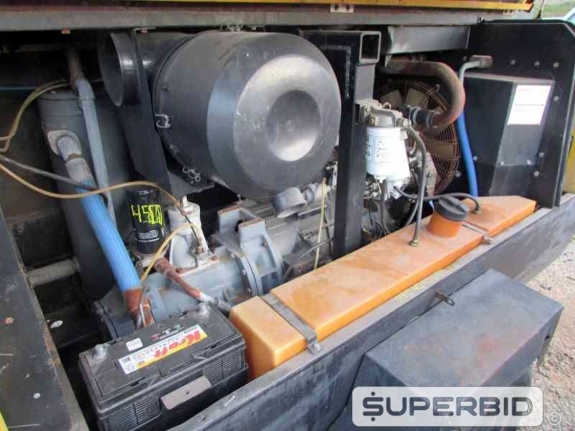 COMPRESSOR DE AR ATLAS COPCO XAS 136 280PCM-7B. . (Ref.: JEE)