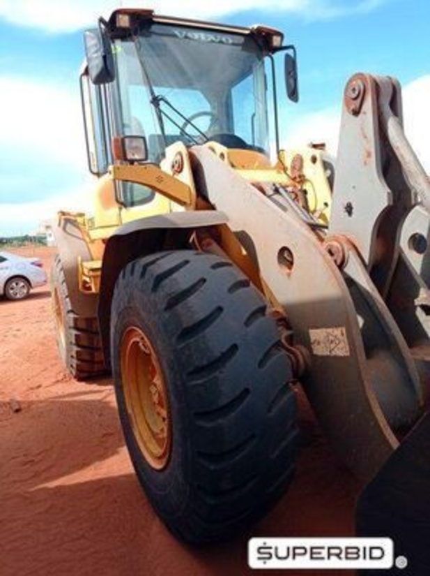 PÁ CARREGADEIRA VOLVO L90F, ANO: 2008, SÉRIE: VCEOL90FK00071670 (Ref: 390)