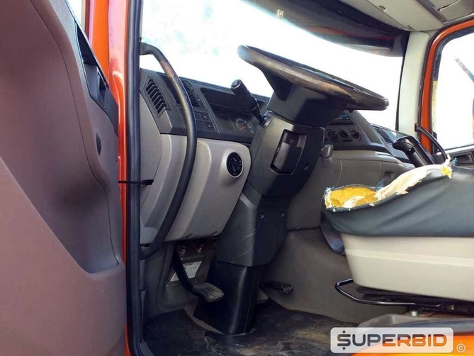 CAMINHÃO BAÚ VOLKSWAGEN 24.250 CNC 6X2 (BLINDADO), 2008/2009, Placa FINAL 6 (RS),