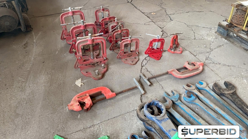 CHAVES DE BOCA, ESTRIA, CORTADORES DE TUBOS, TORNOS ENCANADORES (aprox. 127 pç) (Ref.: ICL)