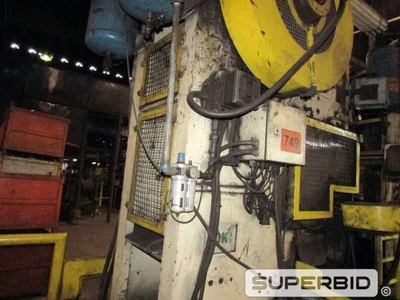 PRENSA EXCÊNTRICA RICETTI, ANO 1991, CAP. 85 TON (Ref.: 749)