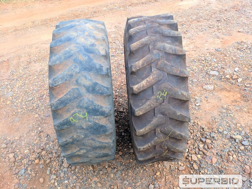 02 PNEUS MEDIDA 14.9-28