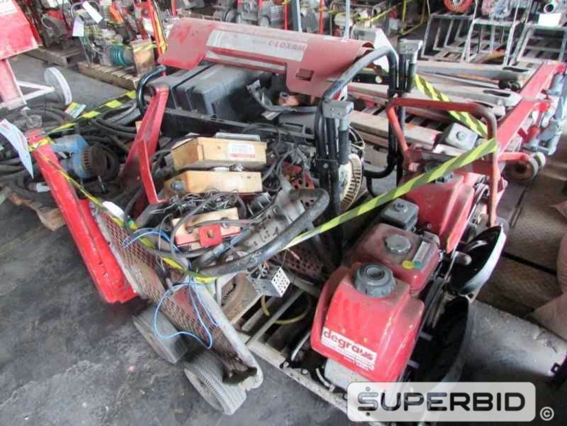 SUCATAS DE: GUINCHO DE COLUNA, LAVADORAS ALTA PRESSÃO, PLACAS VIBRATÓRIA E GERADOR 14 KVA, (06 PÇ.) (Ref.: JCL)