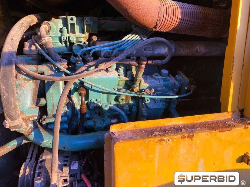 PÁ CARREGADEIRA VOLVO L70D, SÉRIE: XL70DP70332X (Ref: 9)