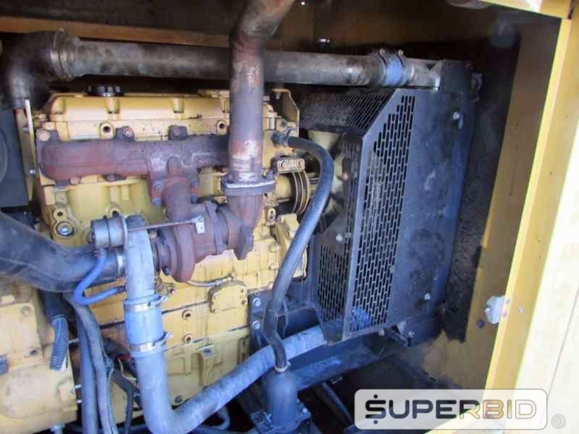 GRUPO GERADOR Á DIESEL OLYMPIAN GEP110-2 125 KVA, ANO: 2010. (Ref.: JBD)