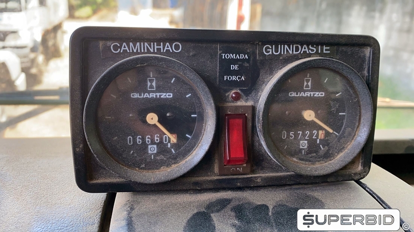 CAMINHÃO GUINDASTE MERCEDES-BENZ AXOR 2831 6X4, 2006/2006, Placa FINAL 3 (RJ), (Ref.: IAW)