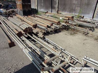 11 CONJUNTOS DE ESTRUTURAS METÁLICAS PARA TENDAS VÁRIAS MEDIDAS (INCOMPLETAS). (Ref.: WMCN_UM02)